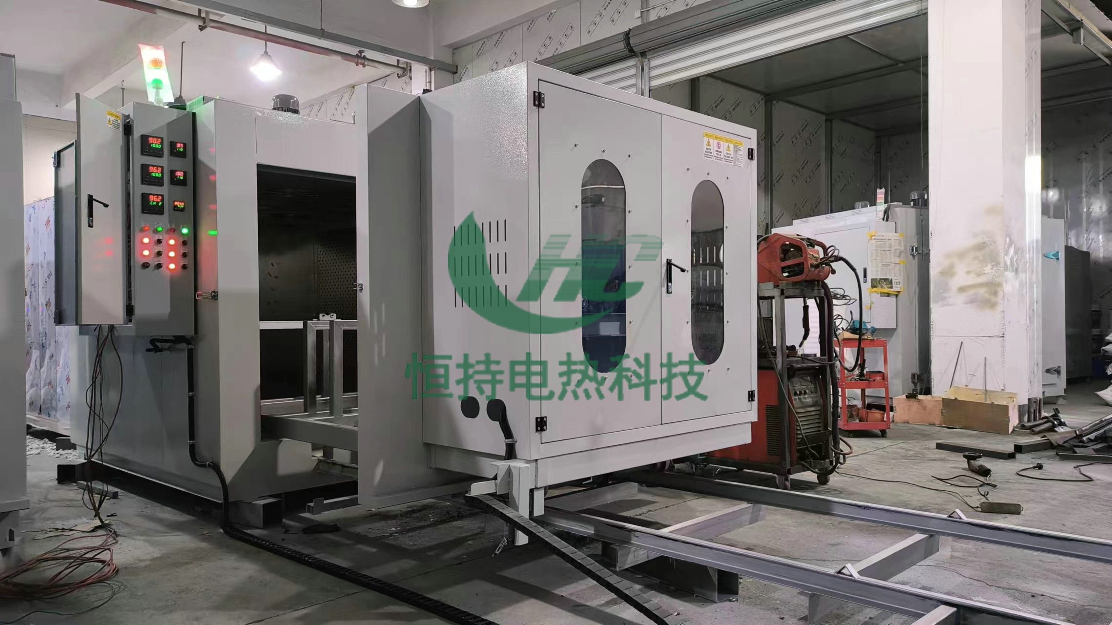 電動(dòng)臺(tái)車烘箱
